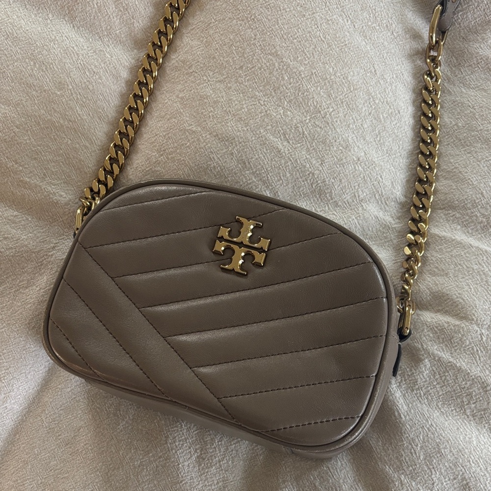 Tory Burch kira chevron small camera Bag